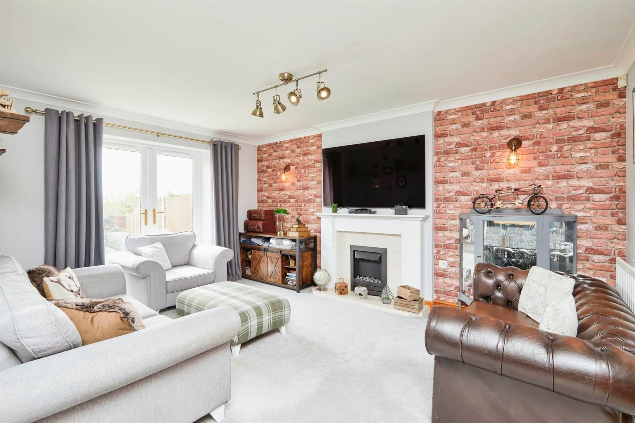 Property at Wentworth Drive, Stretton, Burton-On-Trent