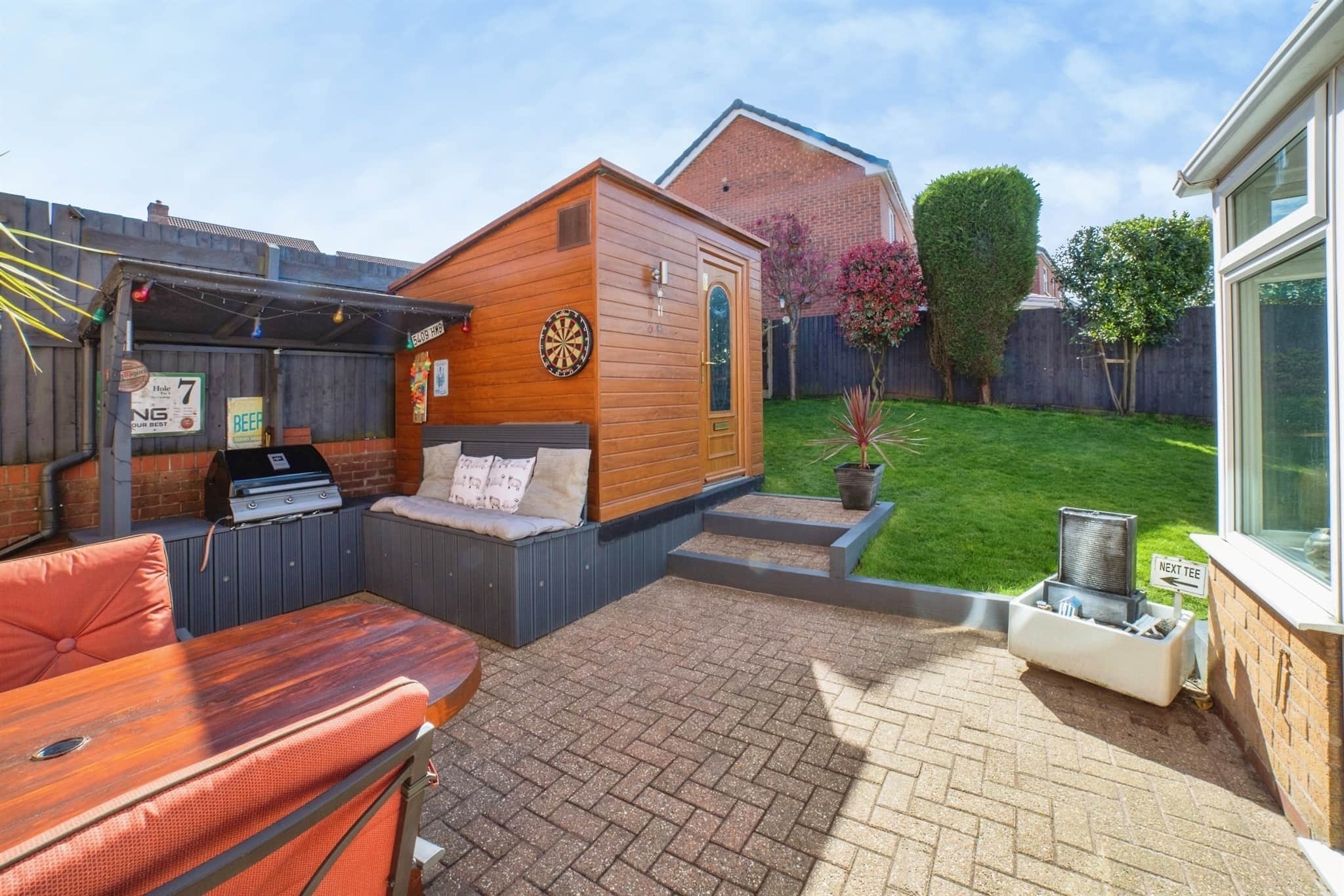 Property at Halstead Close, Forest Town, Mansfield