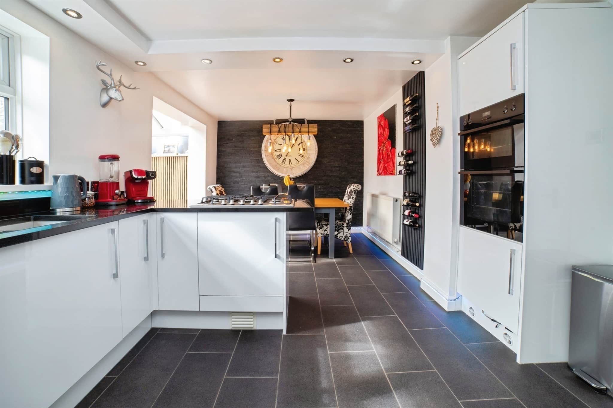 Property at Halstead Close, Forest Town, Mansfield