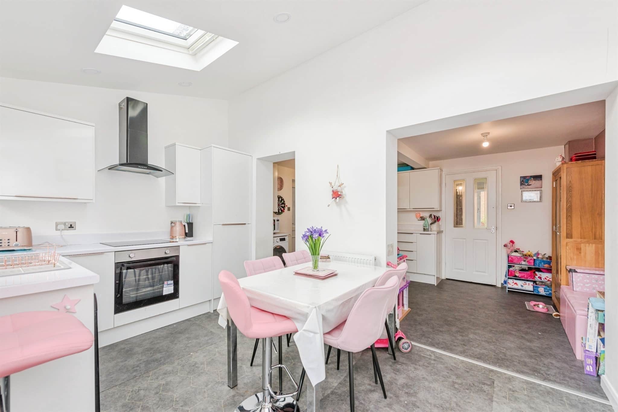 Property at Glendale Court, Wilnecote, Tamworth