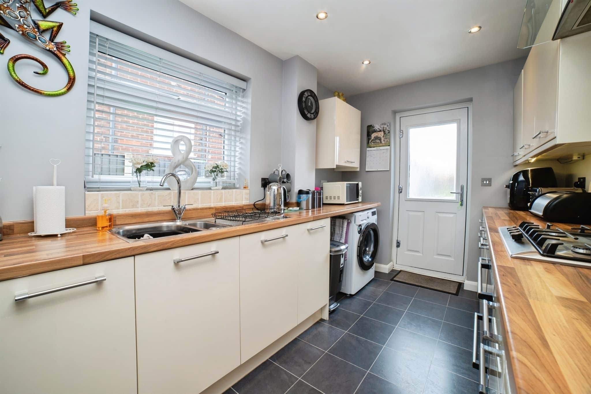 Property at Leabrooks Avenue, Sutton-In-Ashfield