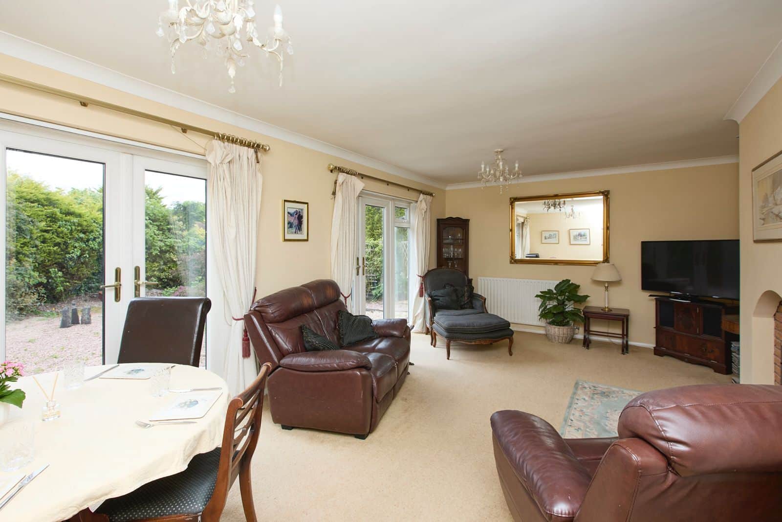 Property at Longbow Close, Stretton, Burton-On-Trent