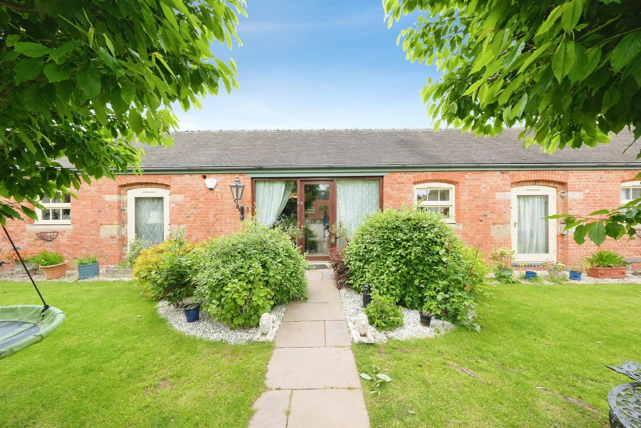 Property at Home Farm Courtyard, Castle Donington, Derby