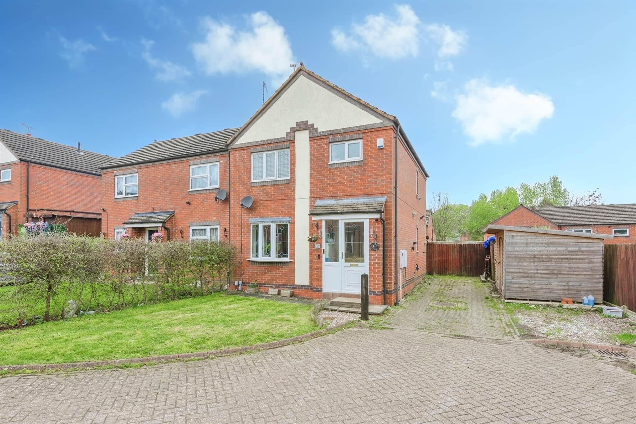 Property at Glovers Close, Atherstone