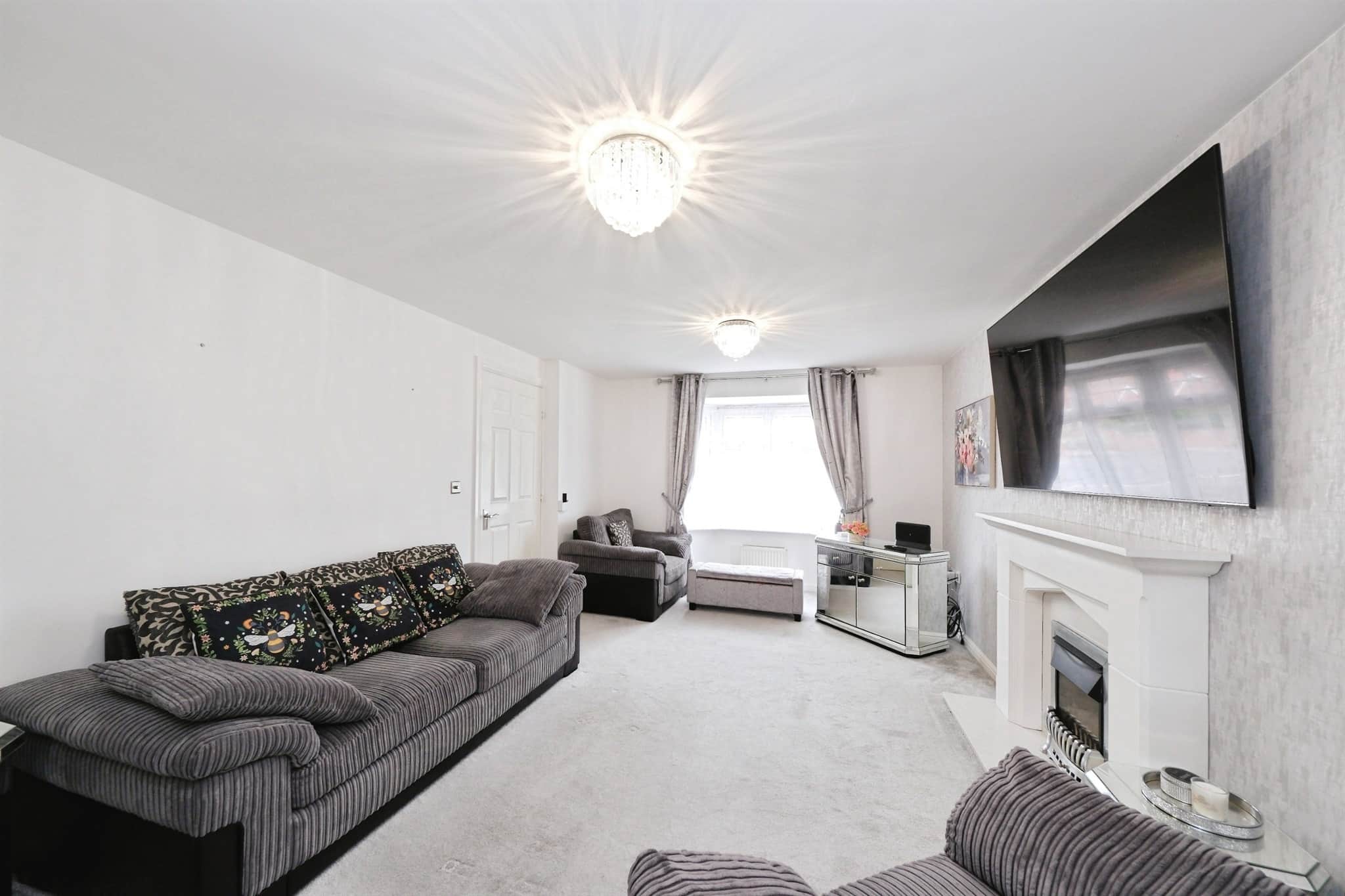 Property at King George V Avenue, MANSFIELD