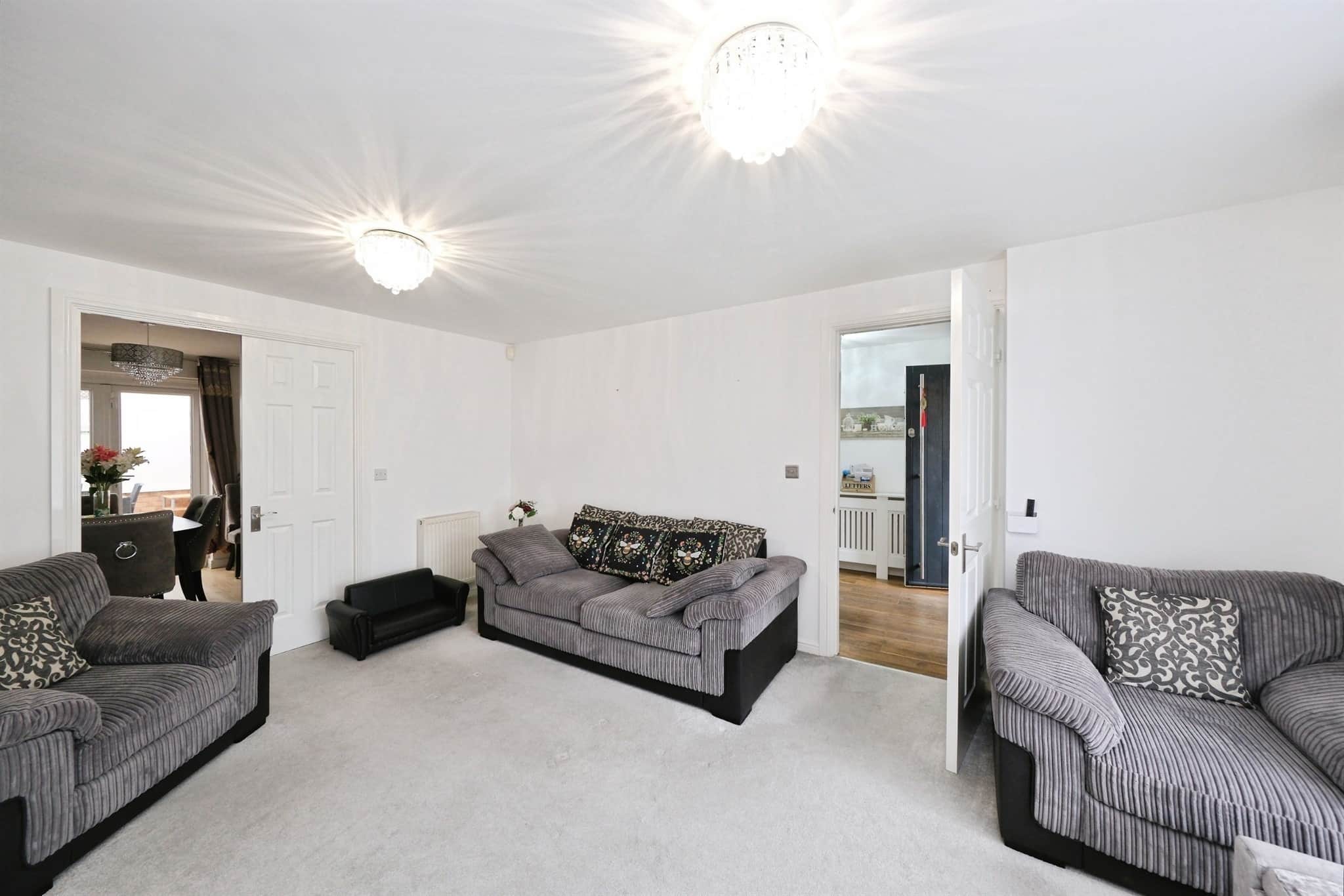 Property at King George V Avenue, MANSFIELD
