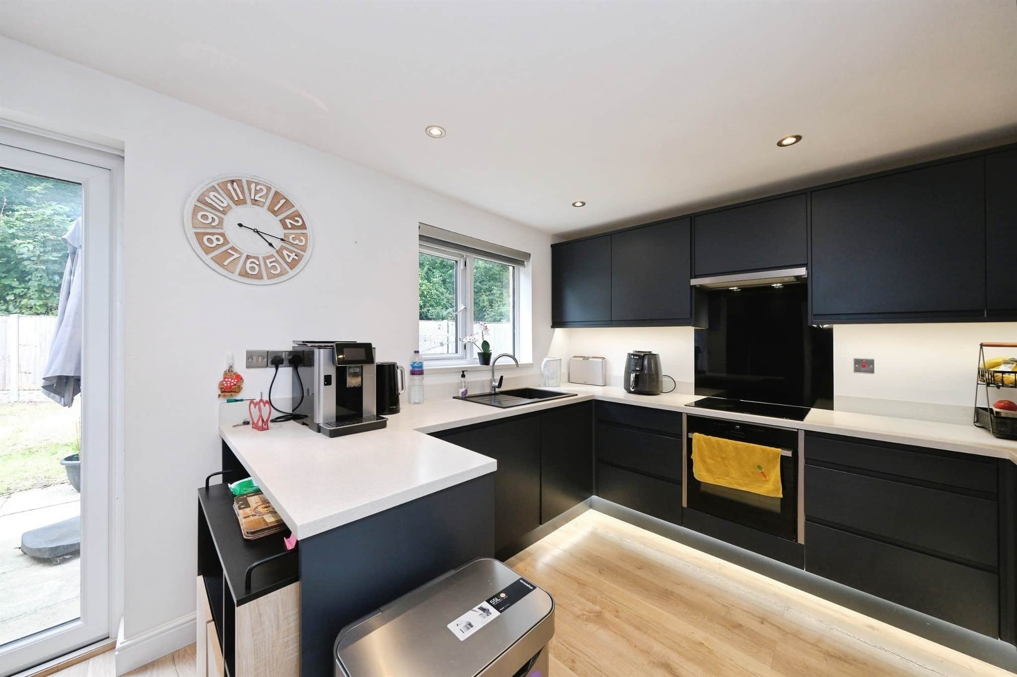 Property at King George V Avenue, MANSFIELD