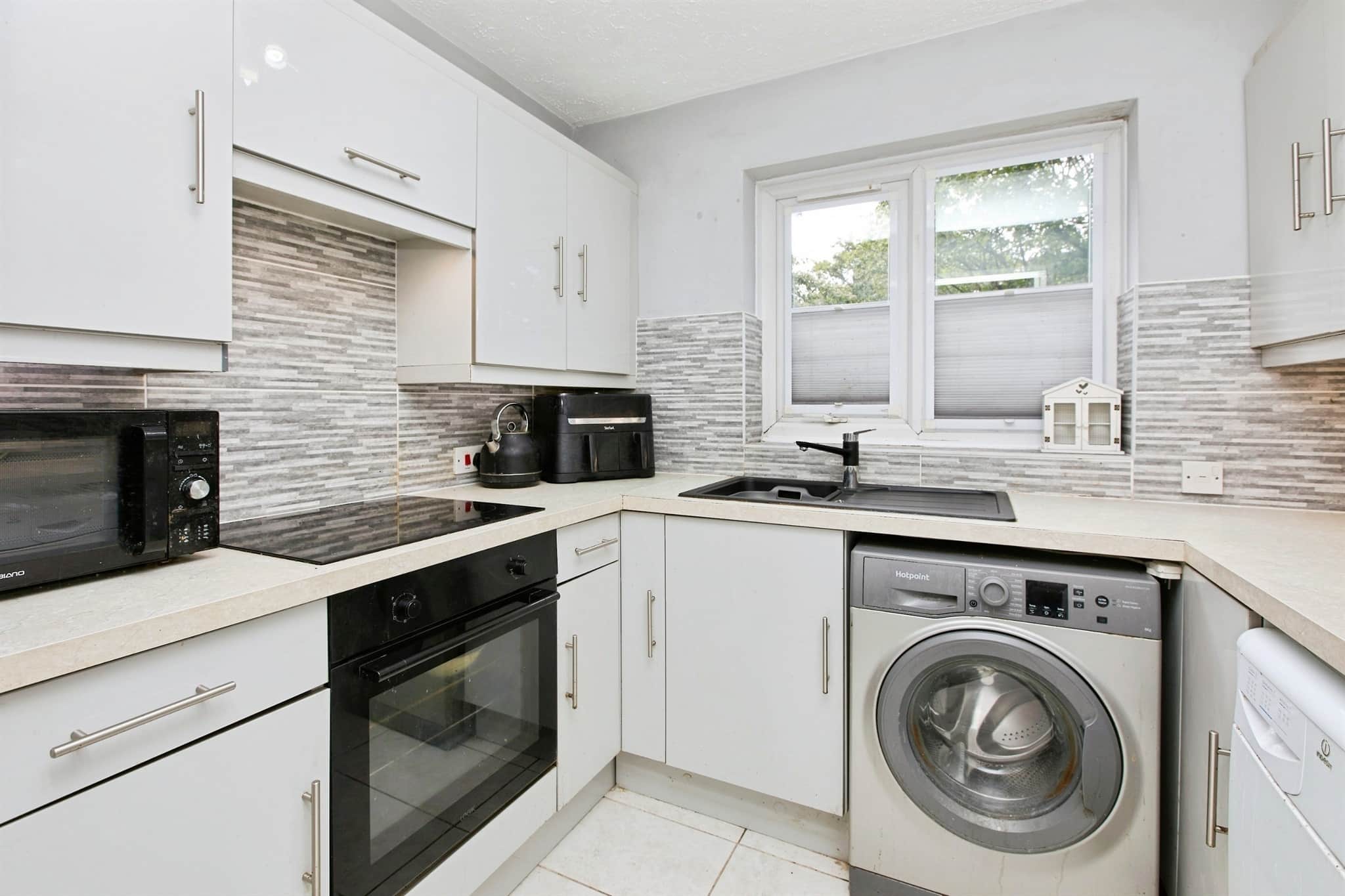 Property at Derwent Close, Burton-On-Trent