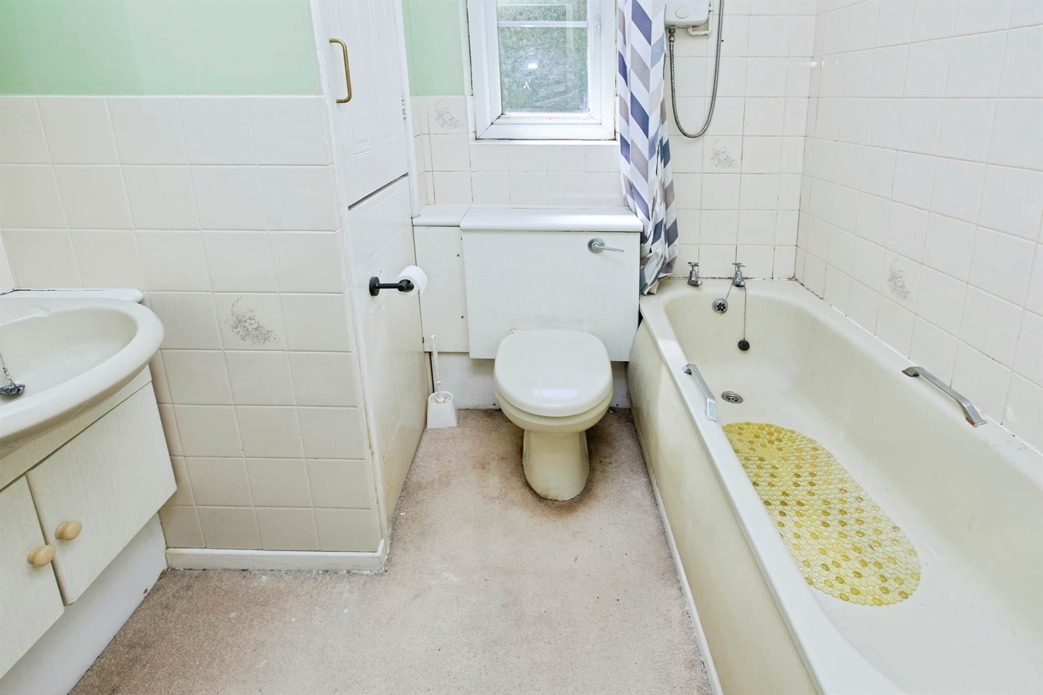 Property at Derwent Close, Burton-On-Trent