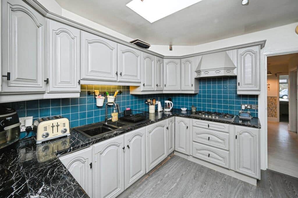 Property at Gorse Close, Newthorpe, Nottingham