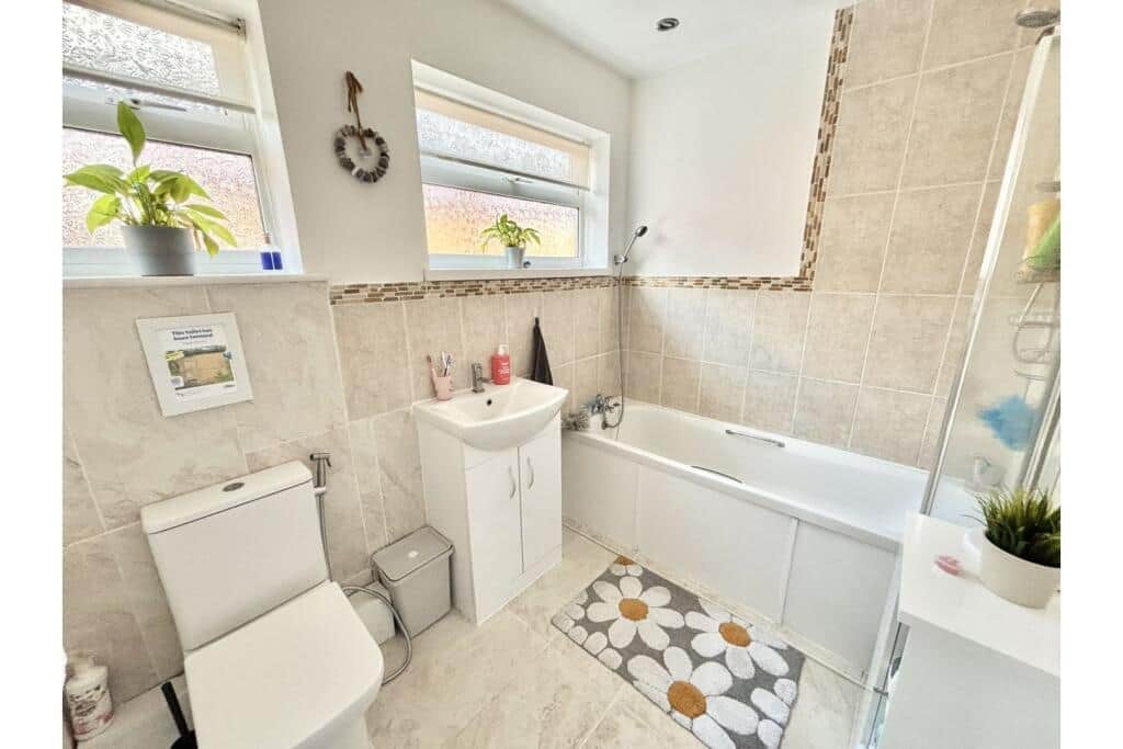 Property at Gorse Close, Newthorpe, Nottingham