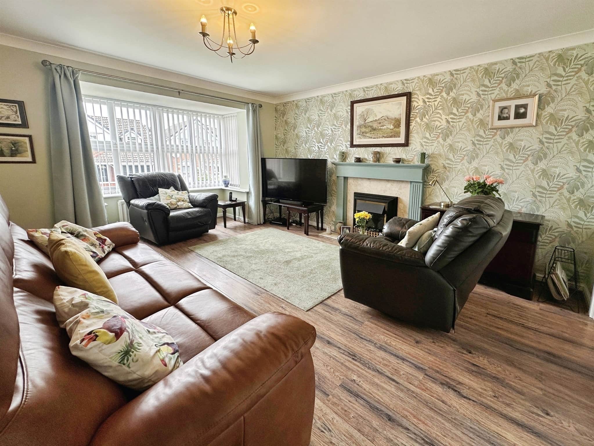 Property at Redcar Close, Mansfield