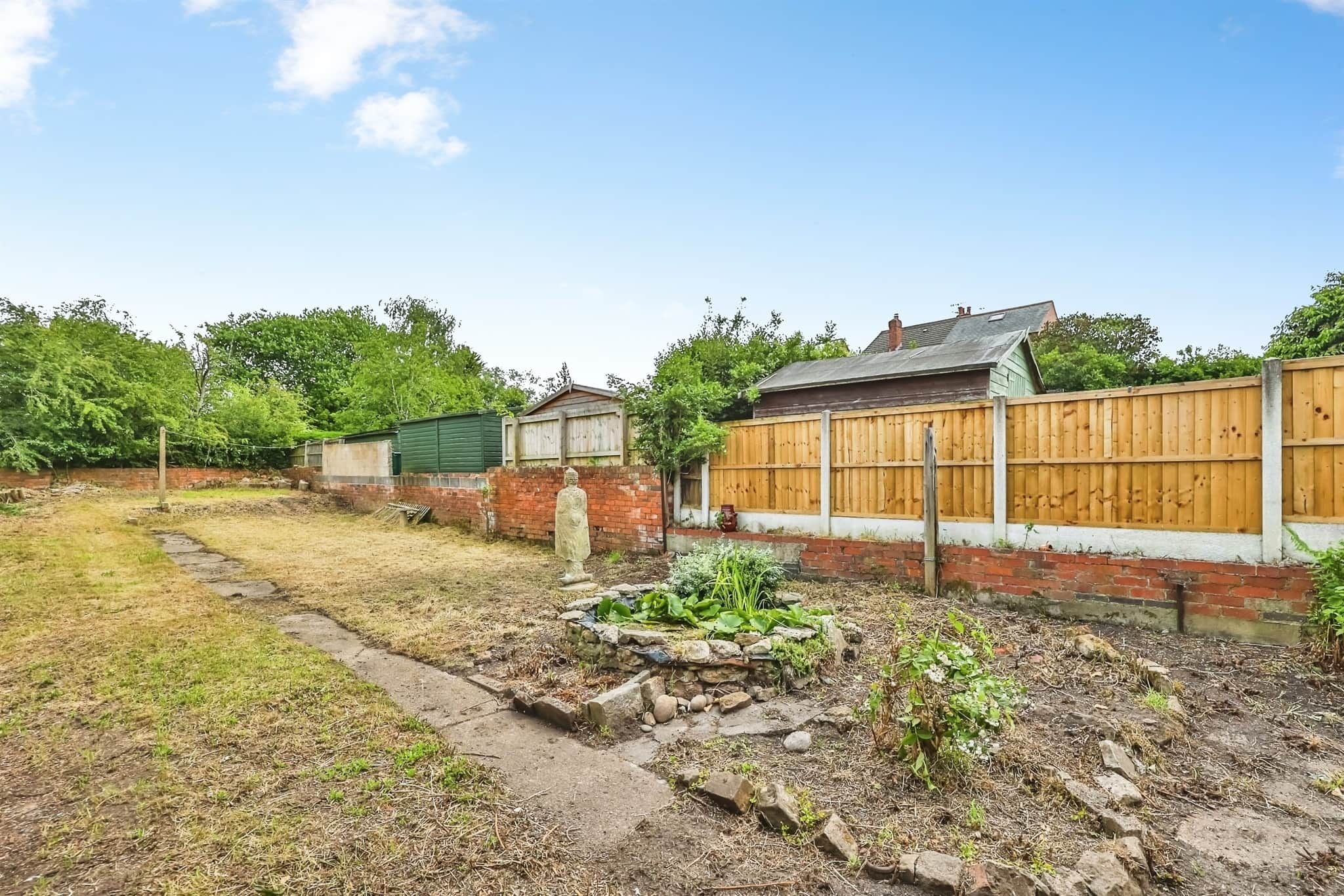 Property at Lynncroft, Eastwood, Nottingham