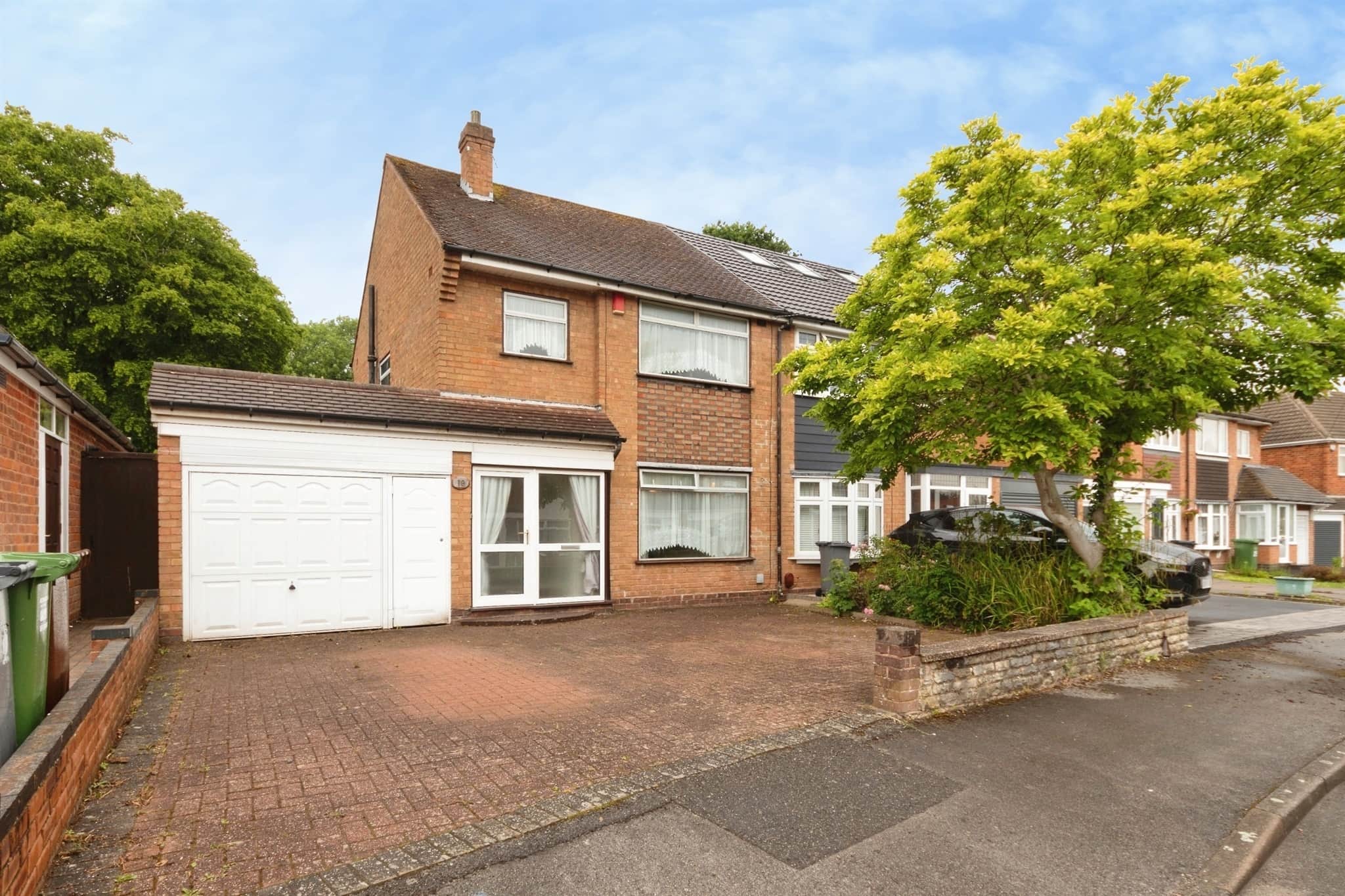 Property at Leam Crescent, Solihull