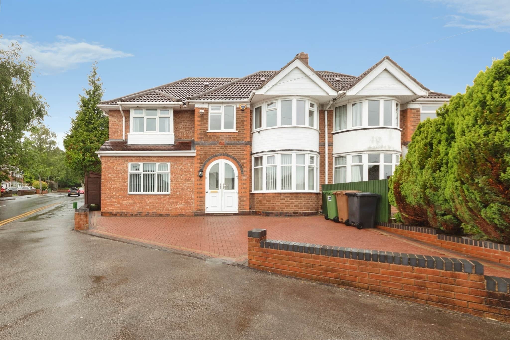 Property at Lyndon Road, Solihull