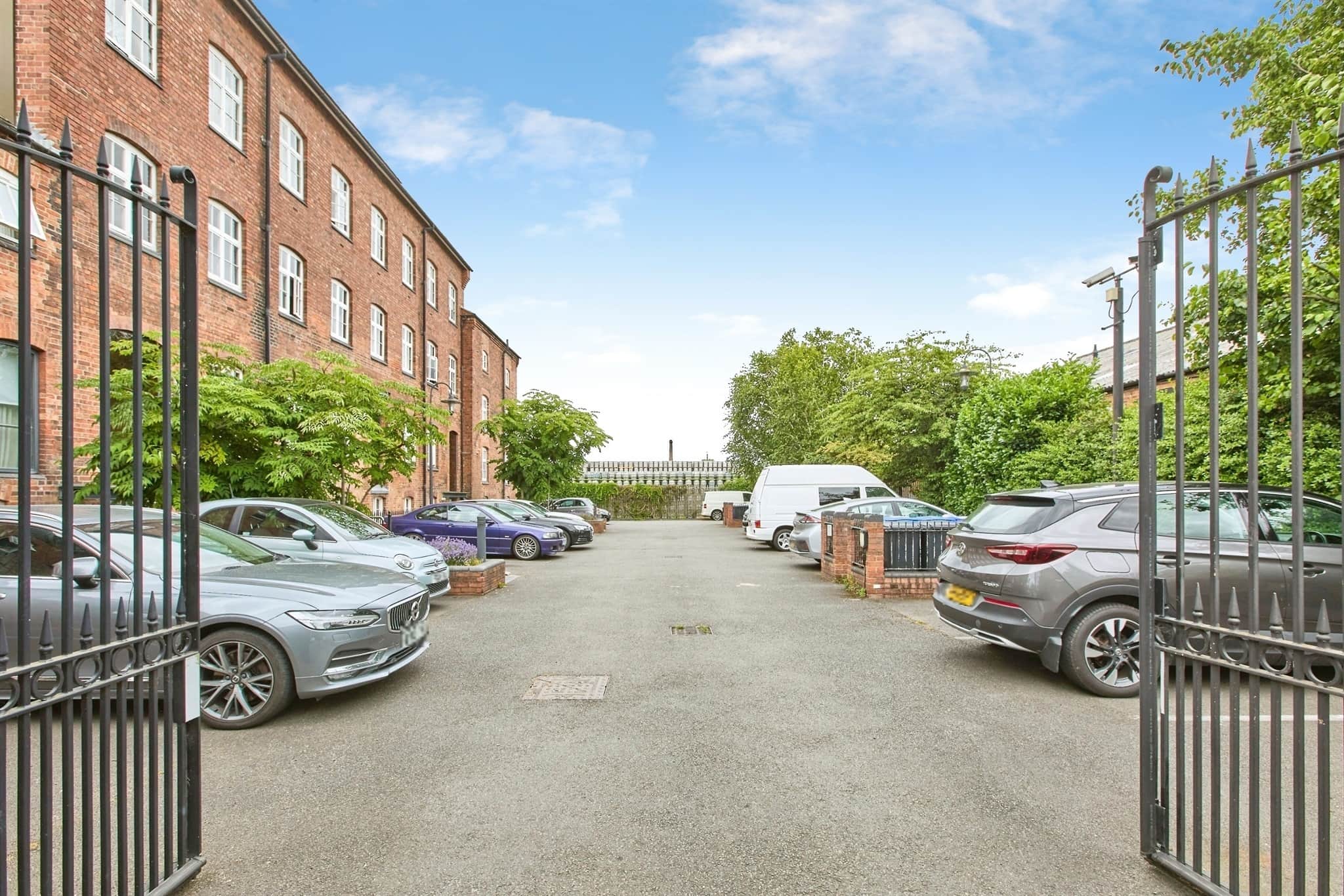 Property at Horninglow Street, Burton-On-Trent