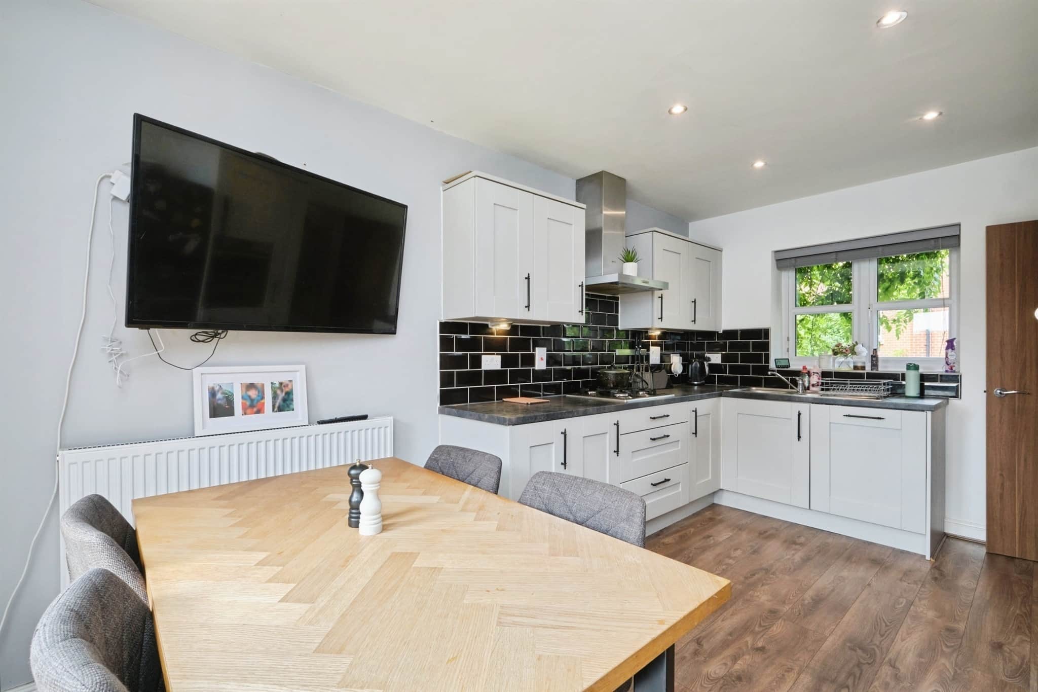 Property at Croft Close, Two Gates, Tamworth