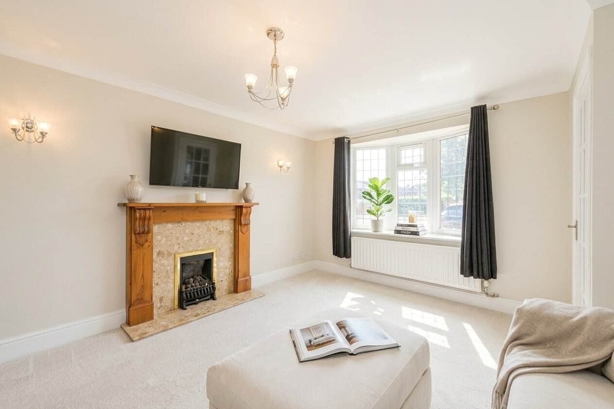 Property at Cottage Farm Road, Two Gates, Tamworth