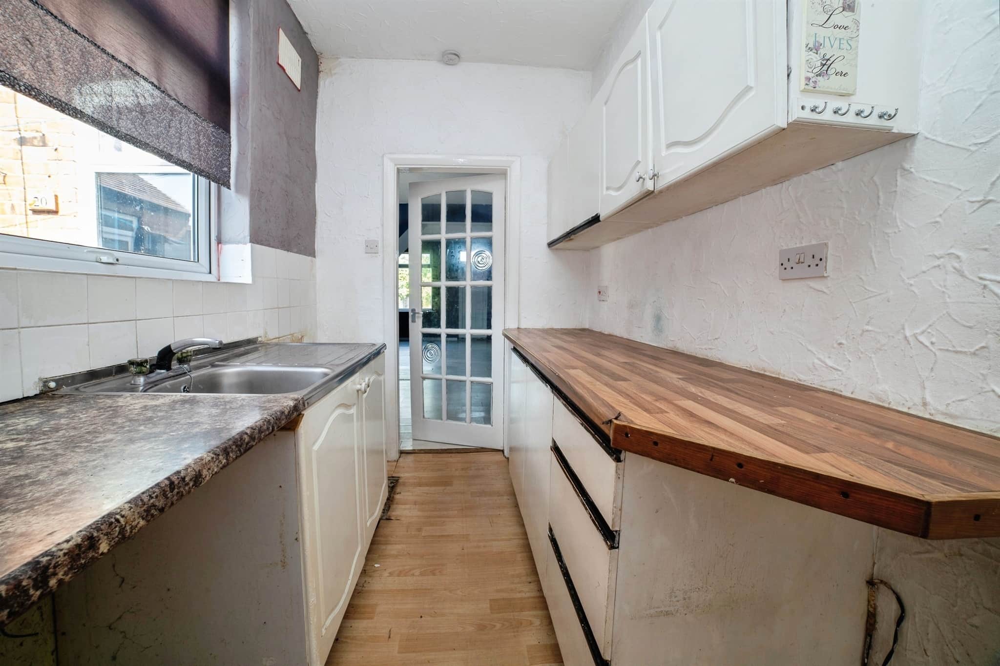 Property at Vale Drive, Shirebrook, Mansfield