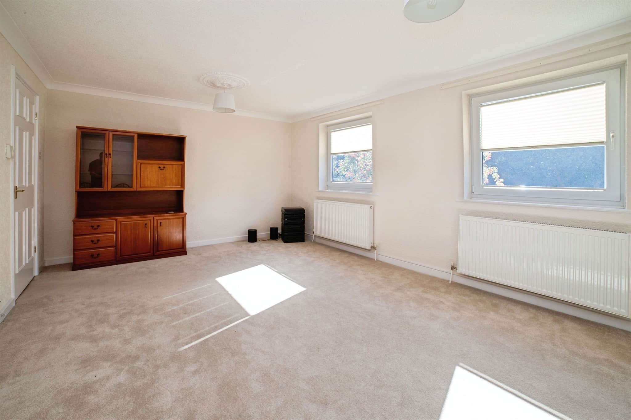 Property at Robin Down Court, Mansfield