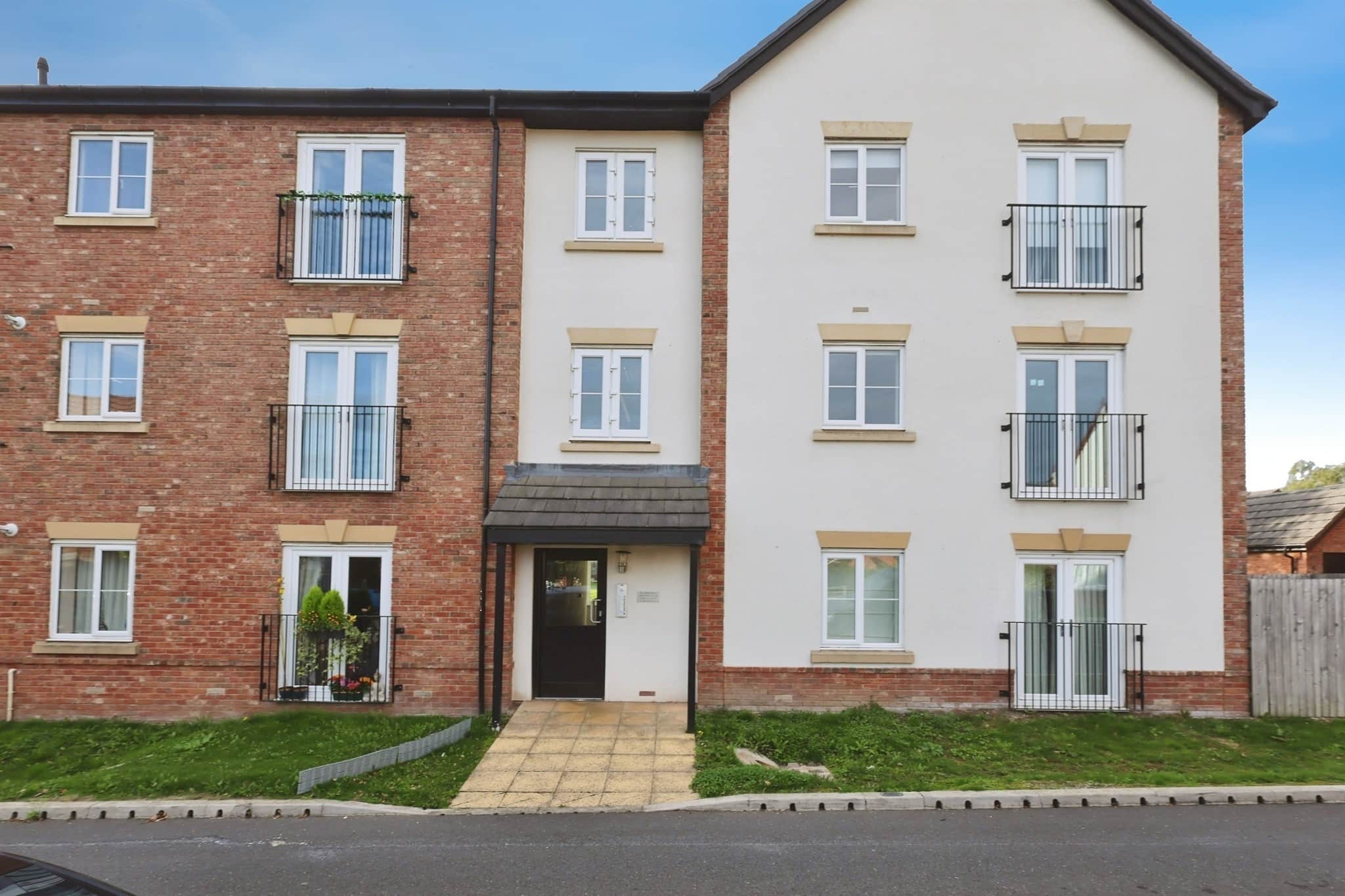 Property at Old Farm Drive, Marston Green, Birmingham