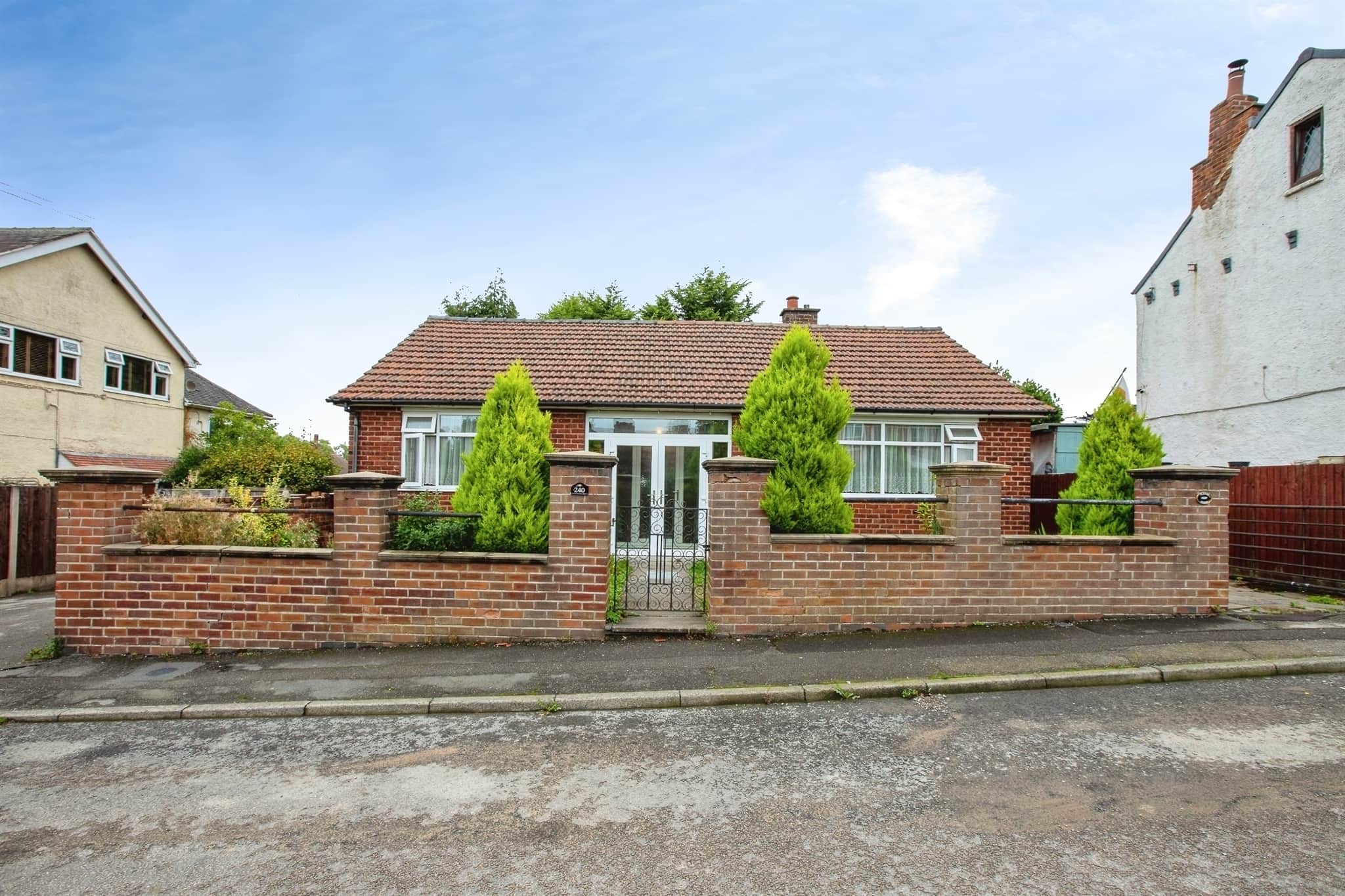 Property at Lynncroft, Eastwood, Nottingham