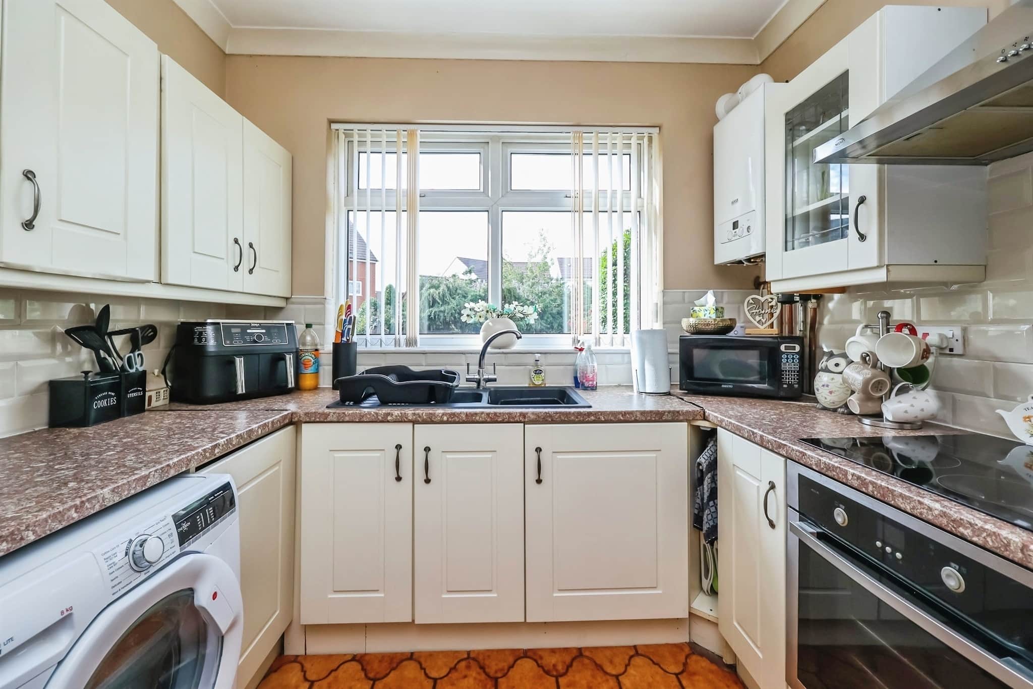 Property at Edmund Grove, Hucknall, Nottingham