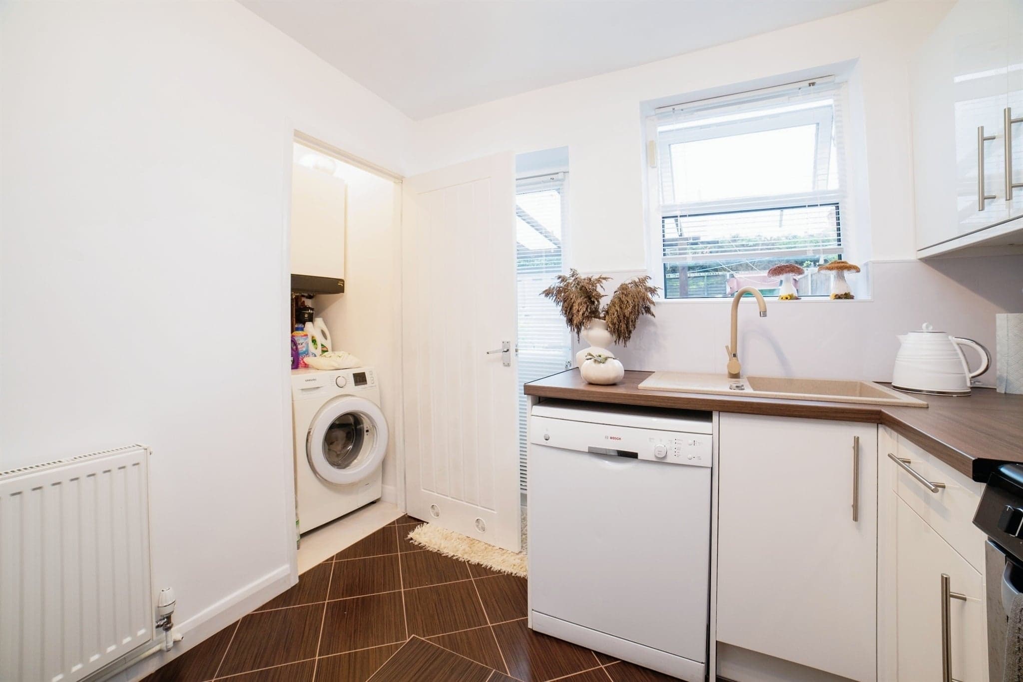 Property at Alcock Avenue, MANSFIELD