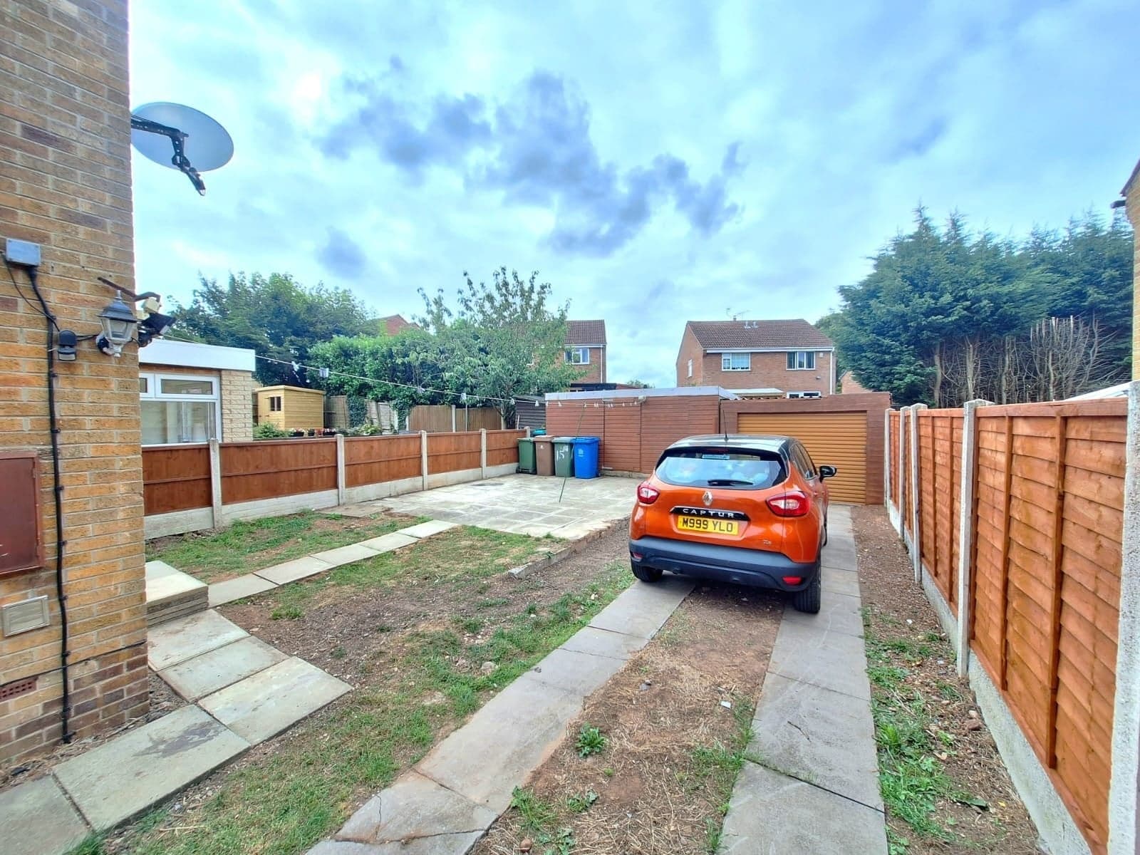 Property at Long Dale, Forest Town, Mansfield