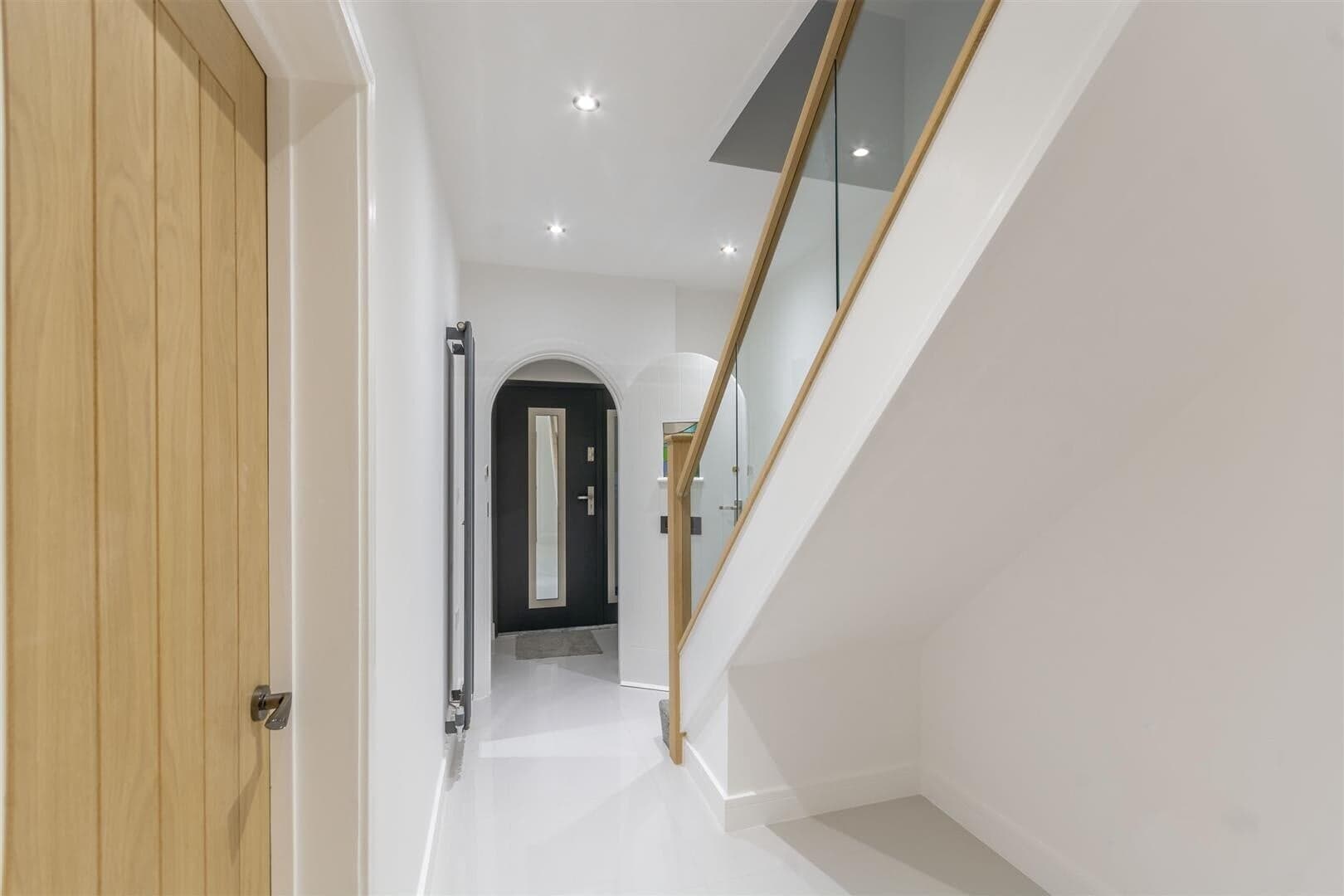 Property at Hillsway Crescent, Mansfield