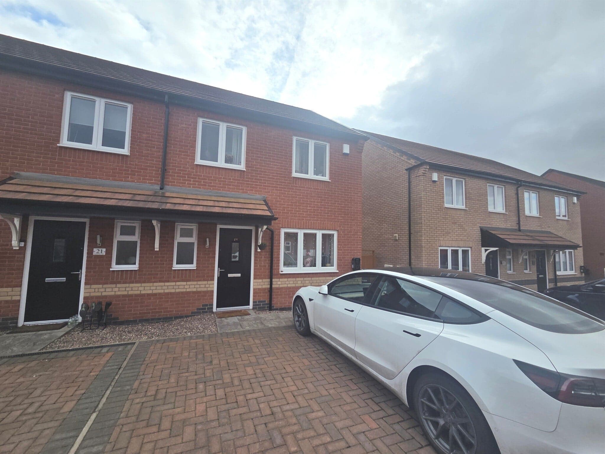 Property at South Lake Close, Bestwood Village, Nottingham
