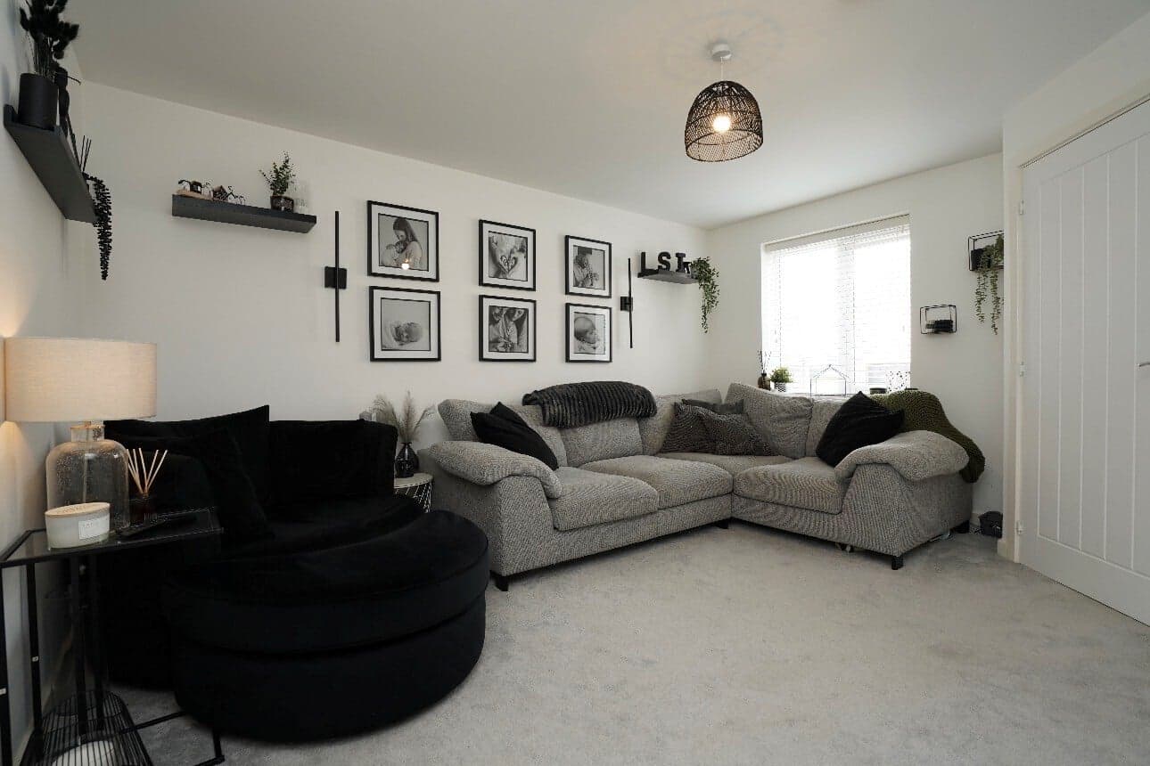 Property at Hewer Close, Eastwood, Nottingham