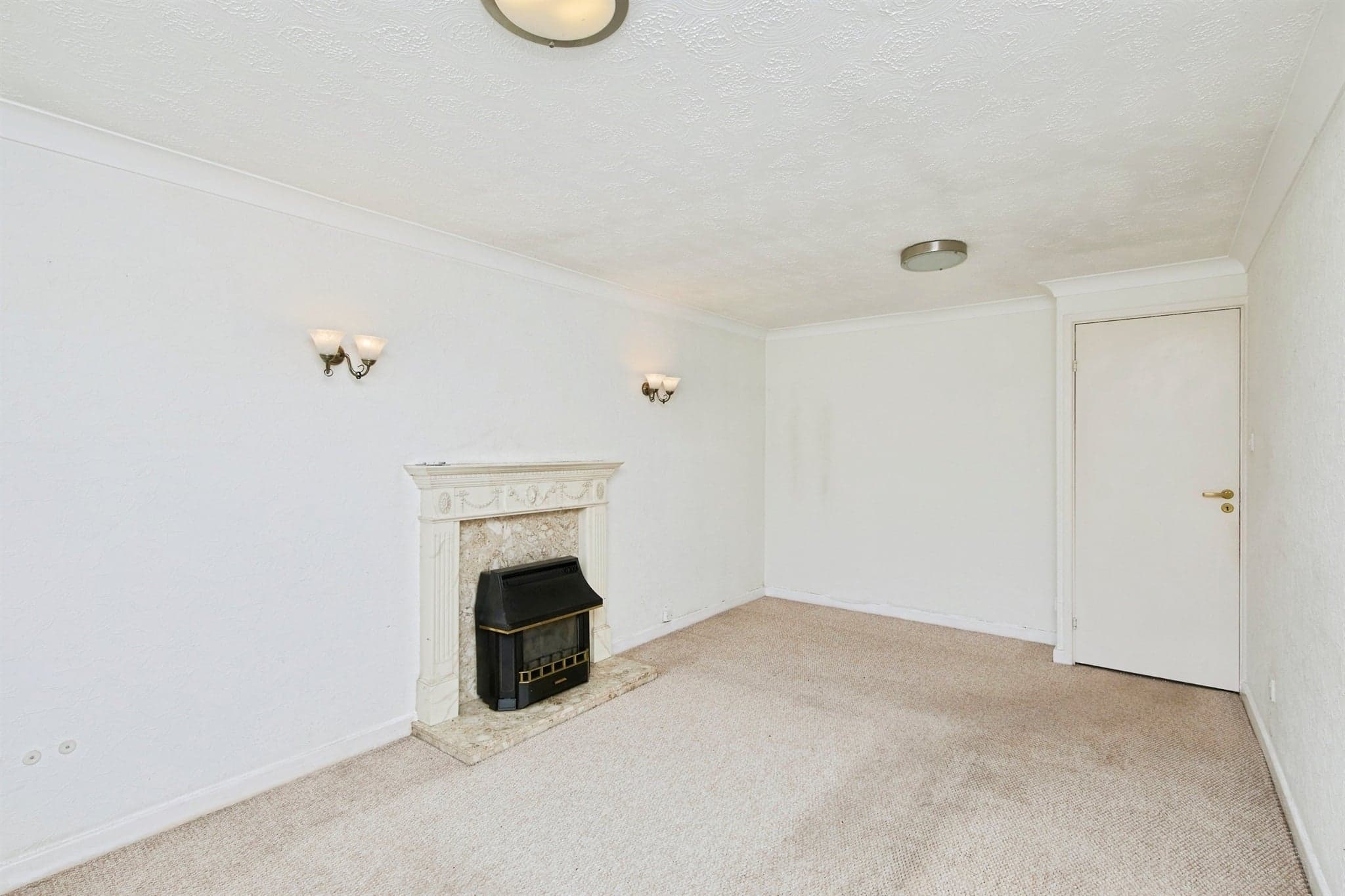 Property at Chatsworth Drive, Tutbury, Burton-On-Trent