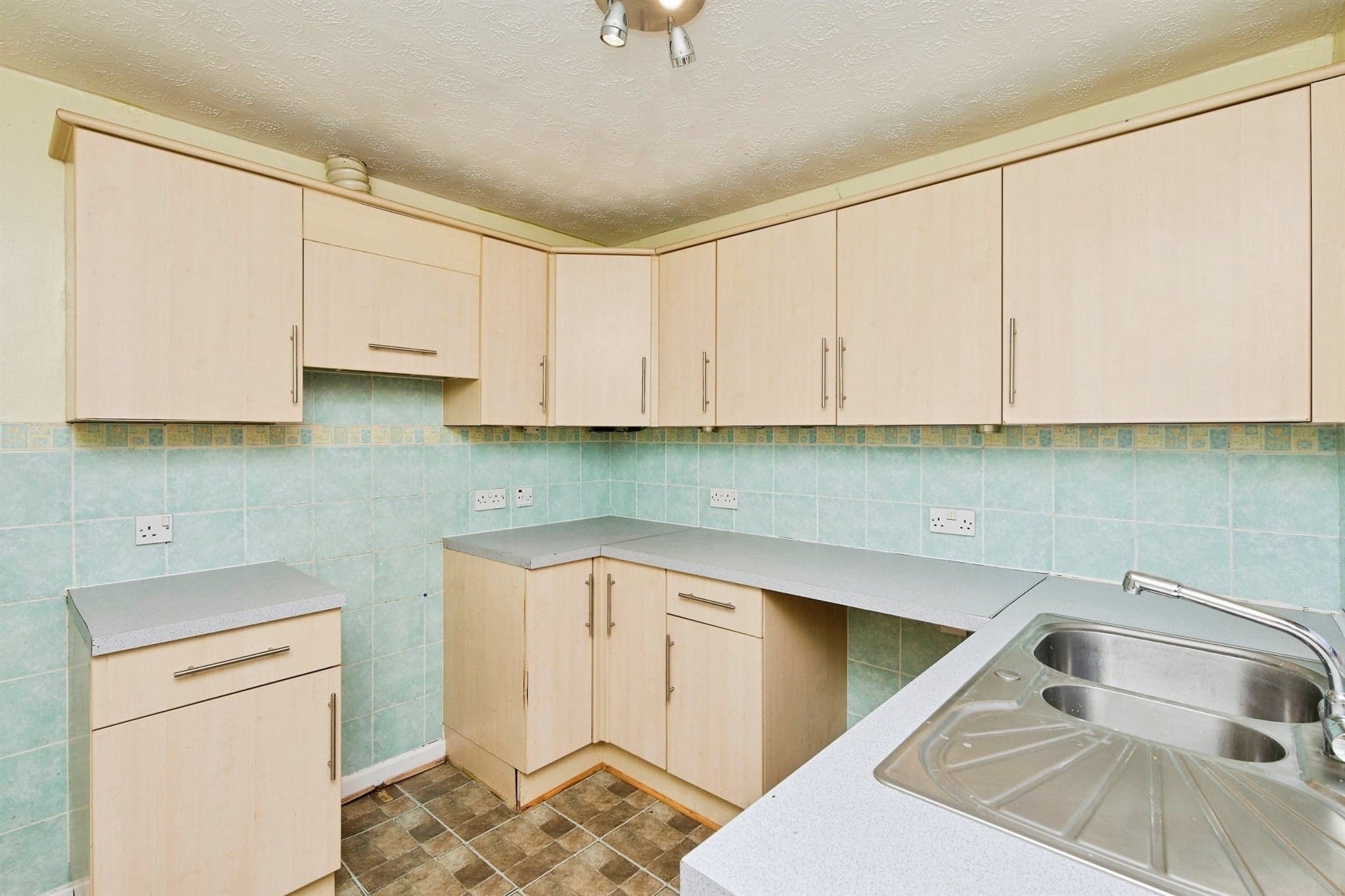 Property at Chatsworth Drive, Tutbury, Burton-On-Trent