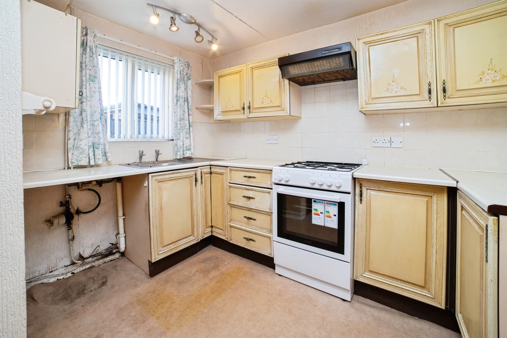 Property at Elm Tree Avenue, Mansfield Woodhouse, Mansfield