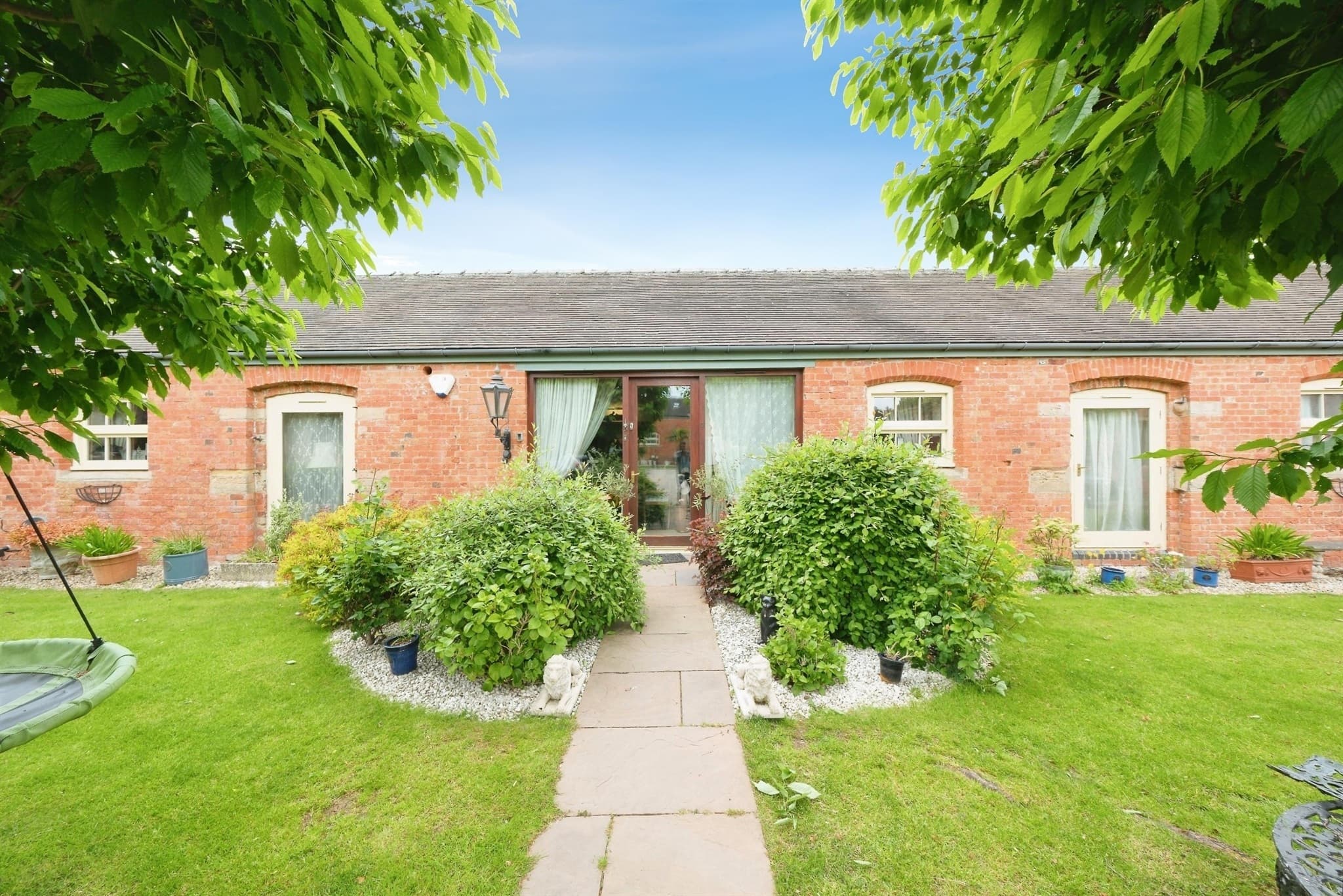 Property at Home Farm Courtyard, Castle Donington, Derby